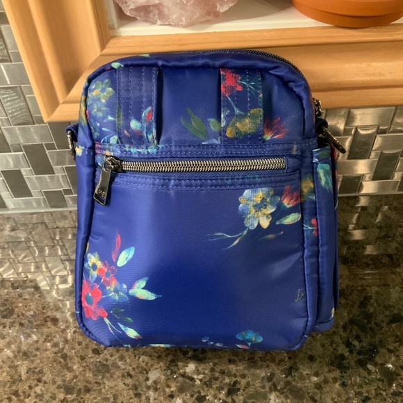 LUG - CAN CAN BOUQUET BLUE - Picture 2 of 6